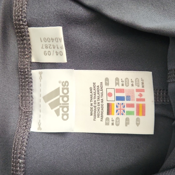 Adidas gray 5" bike shorts size medium - Picture 2 of 5